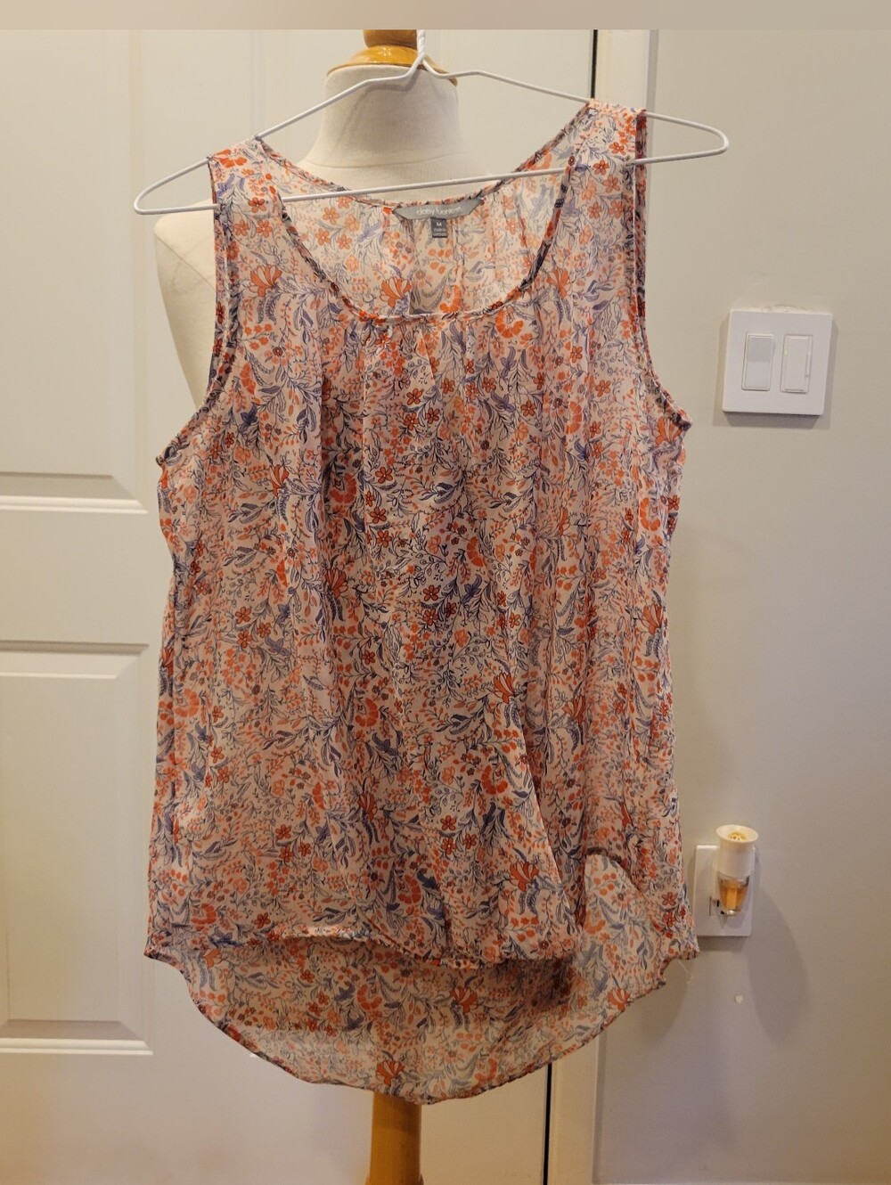 🌺EUC~Women’s Sleeveless Floral